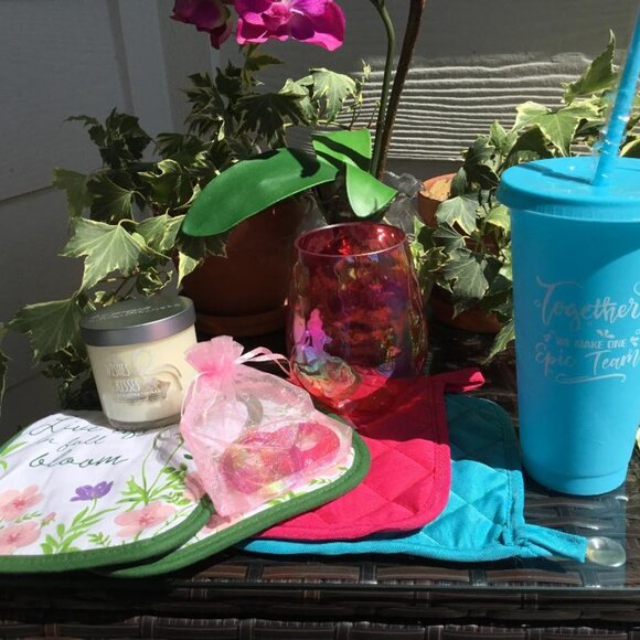 Other - 8 Pcs. 4 Pot Holders, Pink Plastic Glass, Natural Soy Candle, Earrings, Tumbler
